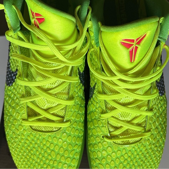 Kobe 6 Grinch main image 6